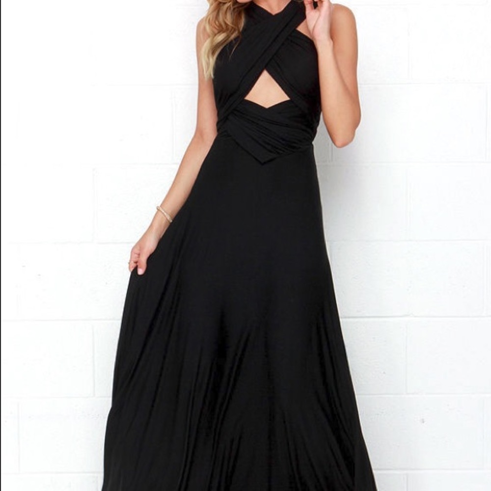 Lulu’s Tricks of the Trade Black Maxi Dress